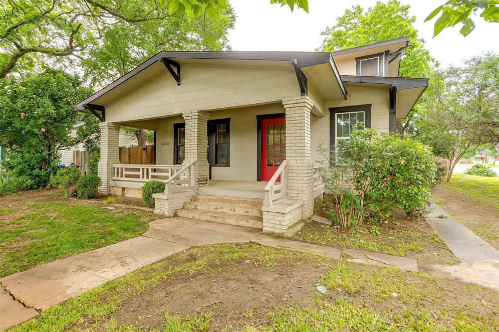 2100 Ashland Avenue Fort Worth, TX 76107