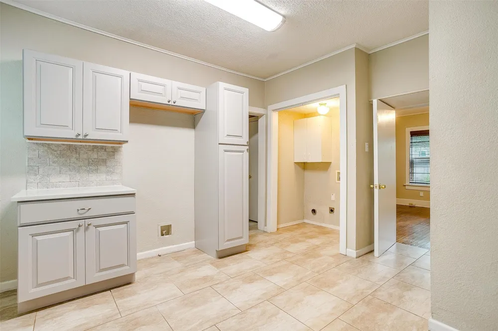 2100 Ashland Avenue Fort Worth, TX 76107