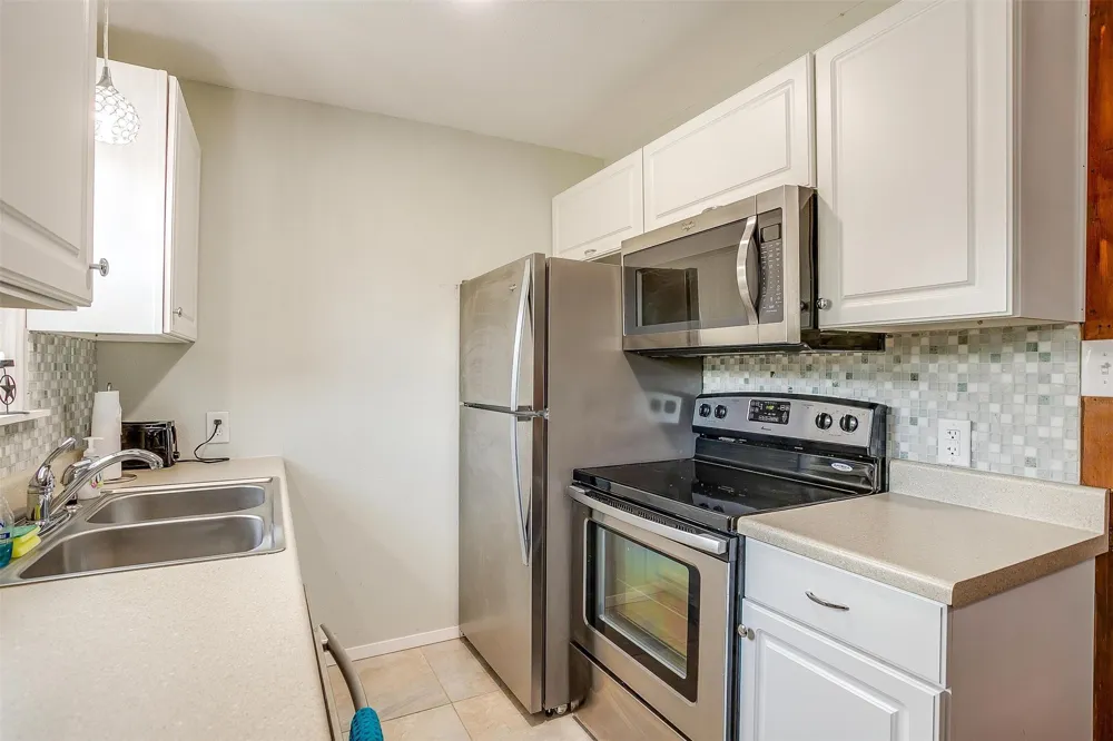 2100 Ashland Avenue Fort Worth, TX 76107