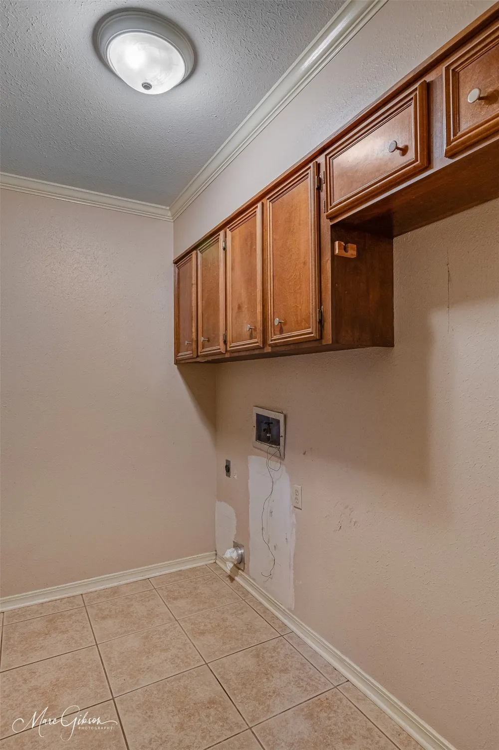 2201 Surrey Lane Bossier City, LA 71111