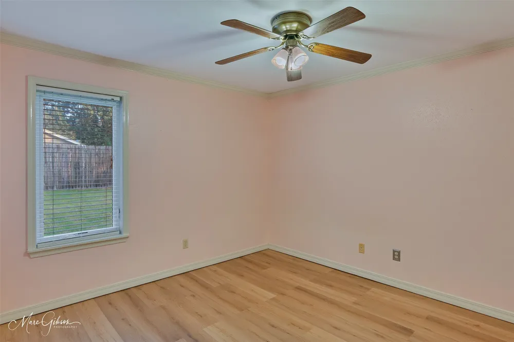 2201 Surrey Lane Bossier City, LA 71111