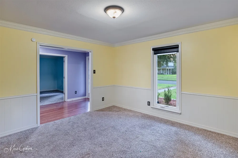 2201 Surrey Lane Bossier City, LA 71111