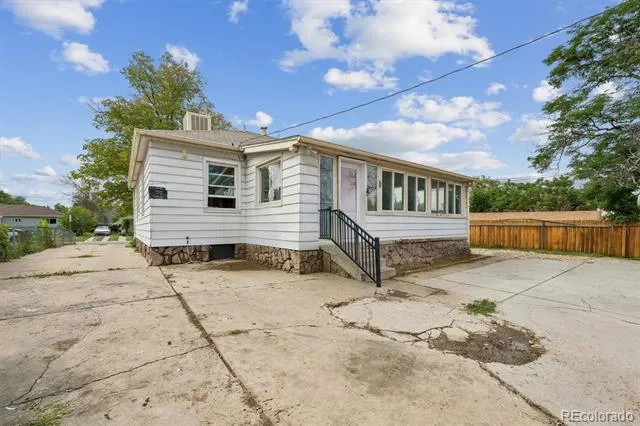 1996 Lima Street Aurora, CO 80010