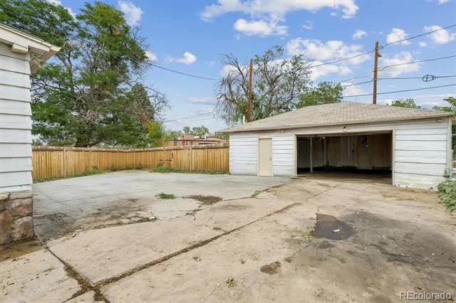 1996 Lima Street Aurora, CO 80010