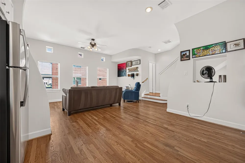 11603 Main Fir Drive Houston, TX 77025