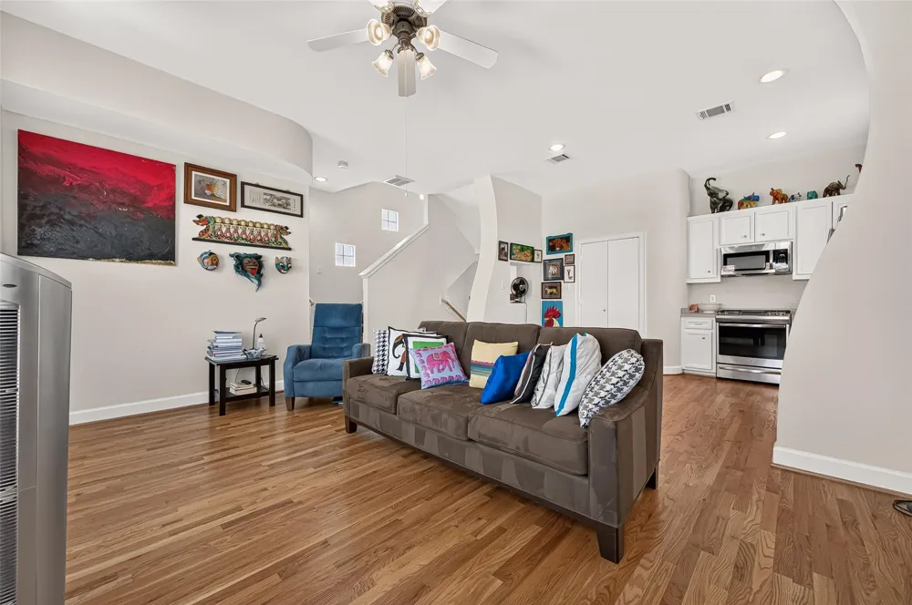11603 Main Fir Drive Houston, TX 77025