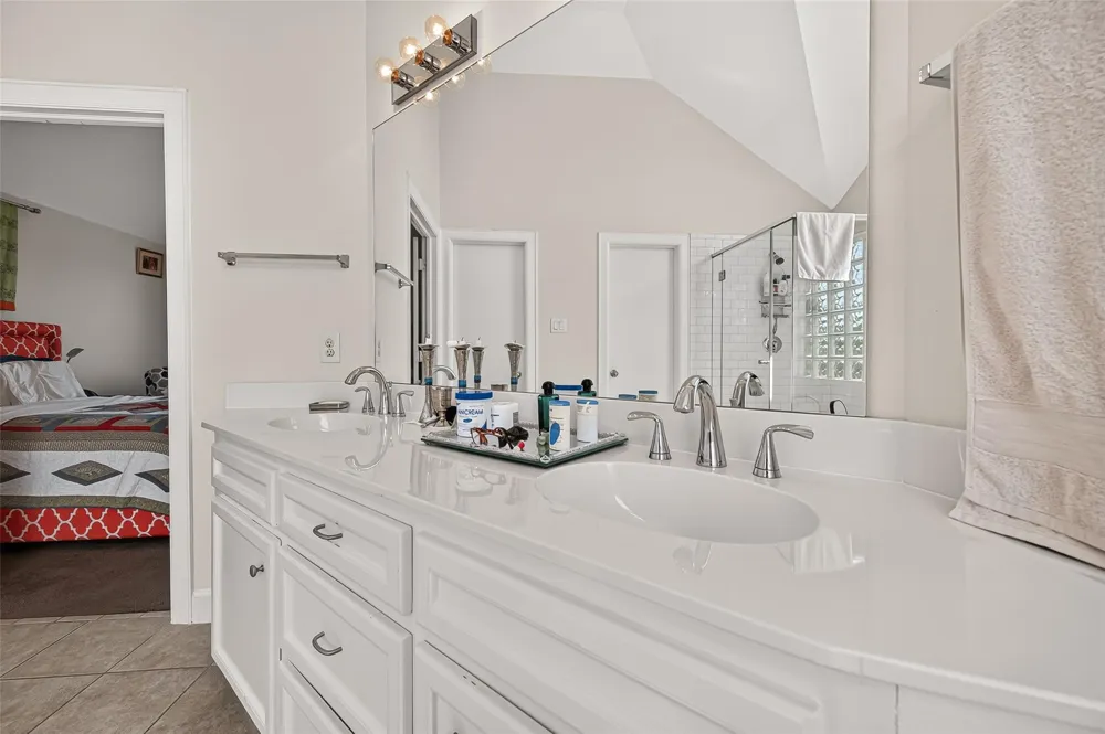 11603 Main Fir Drive Houston, TX 77025
