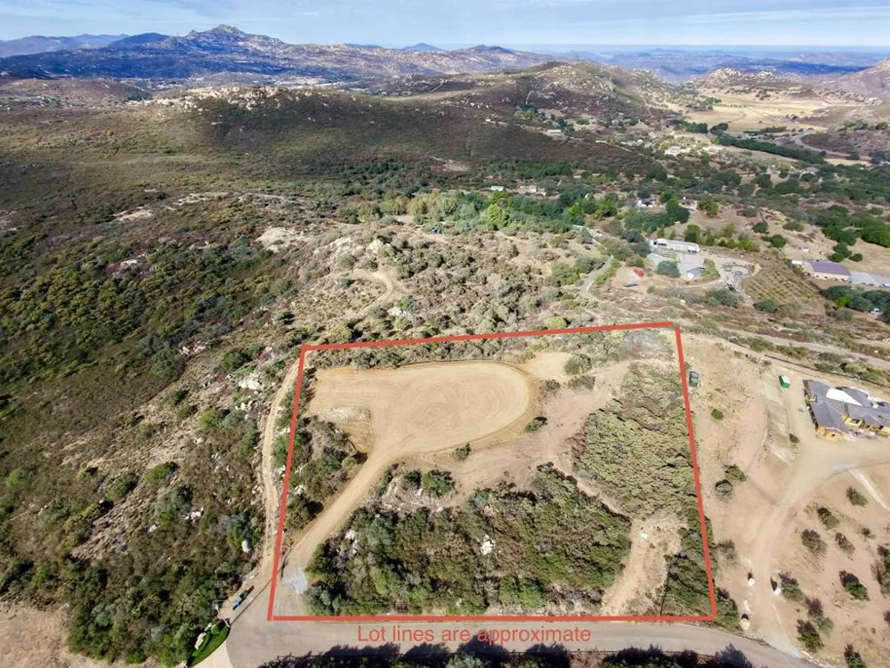 23018 Illahee Court Alpine, CA 91901