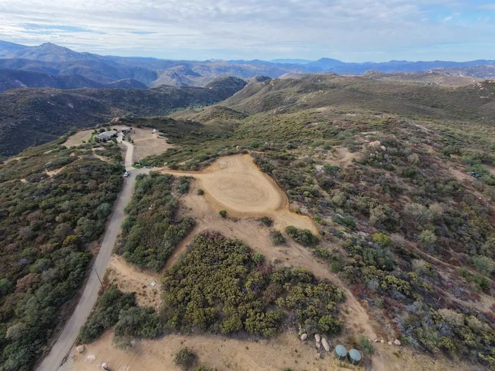 23018 Illahee Court Alpine, CA 91901