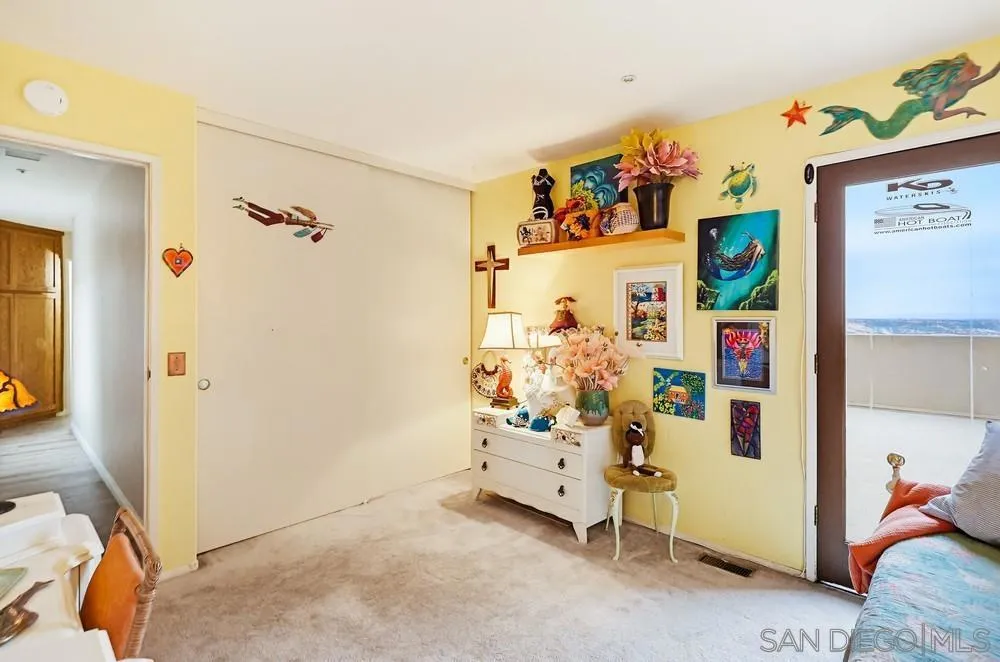 9634 Eucalyptus St Spring Valley, CA 91977