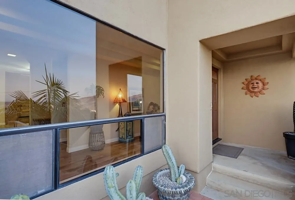 9634 Eucalyptus St Spring Valley, CA 91977