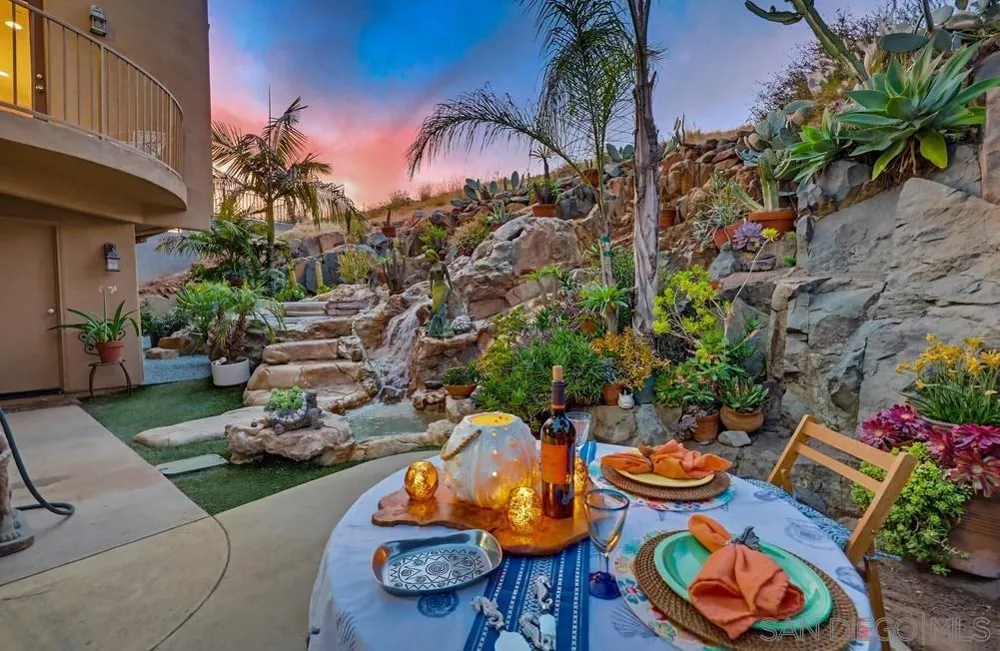 9634 Eucalyptus St Spring Valley, CA 91977