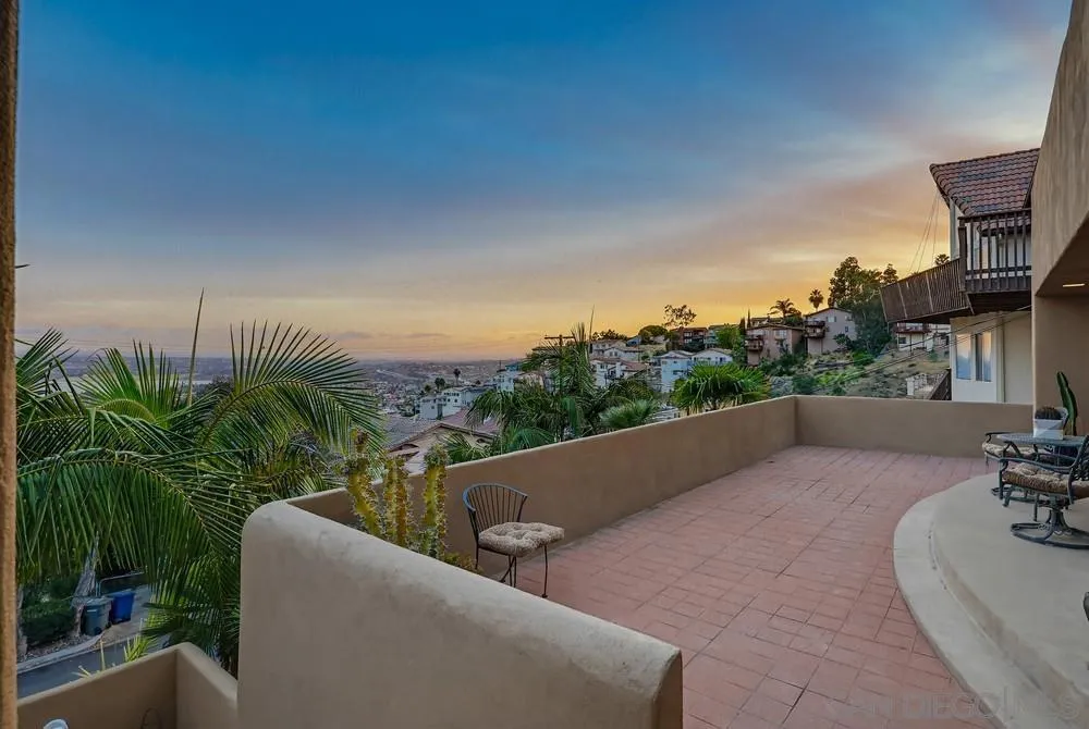 9634 Eucalyptus St Spring Valley, CA 91977