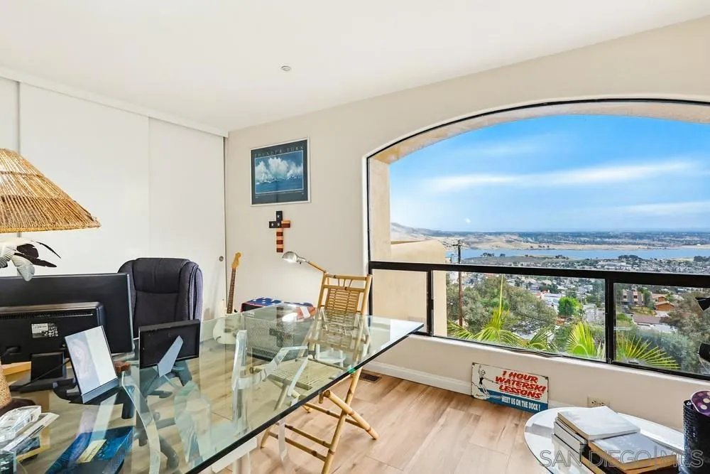 9634 Eucalyptus St Spring Valley, CA 91977