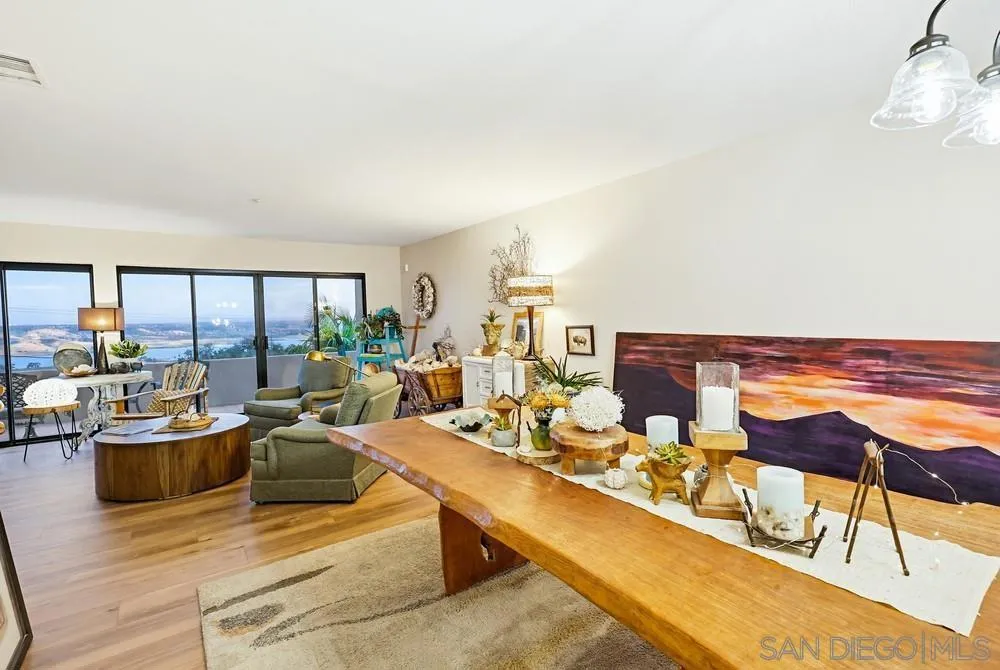 9634 Eucalyptus St Spring Valley, CA 91977