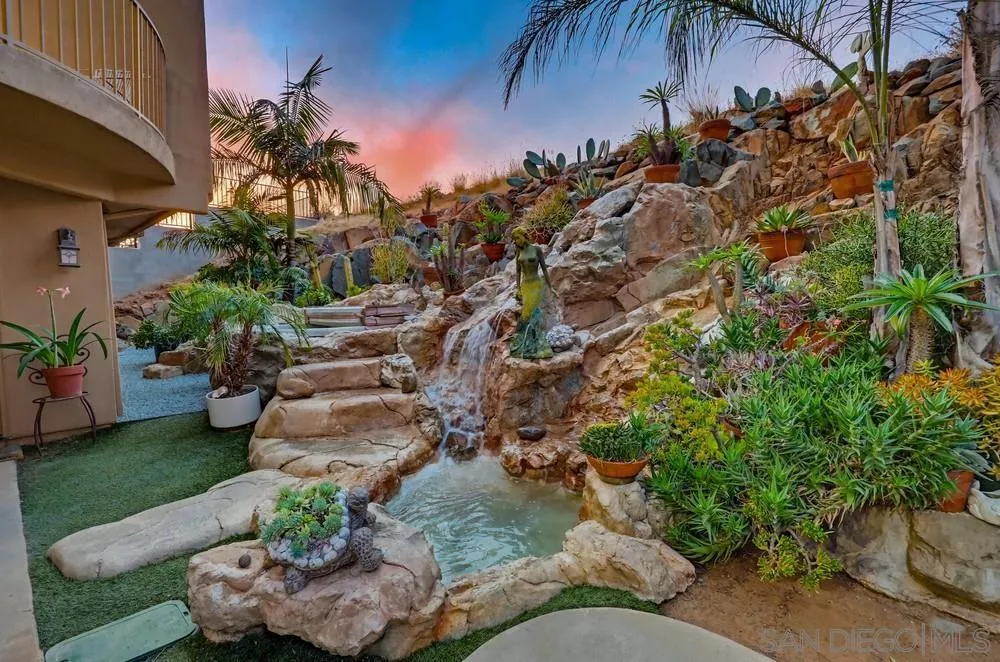 9634 Eucalyptus St Spring Valley, CA 91977