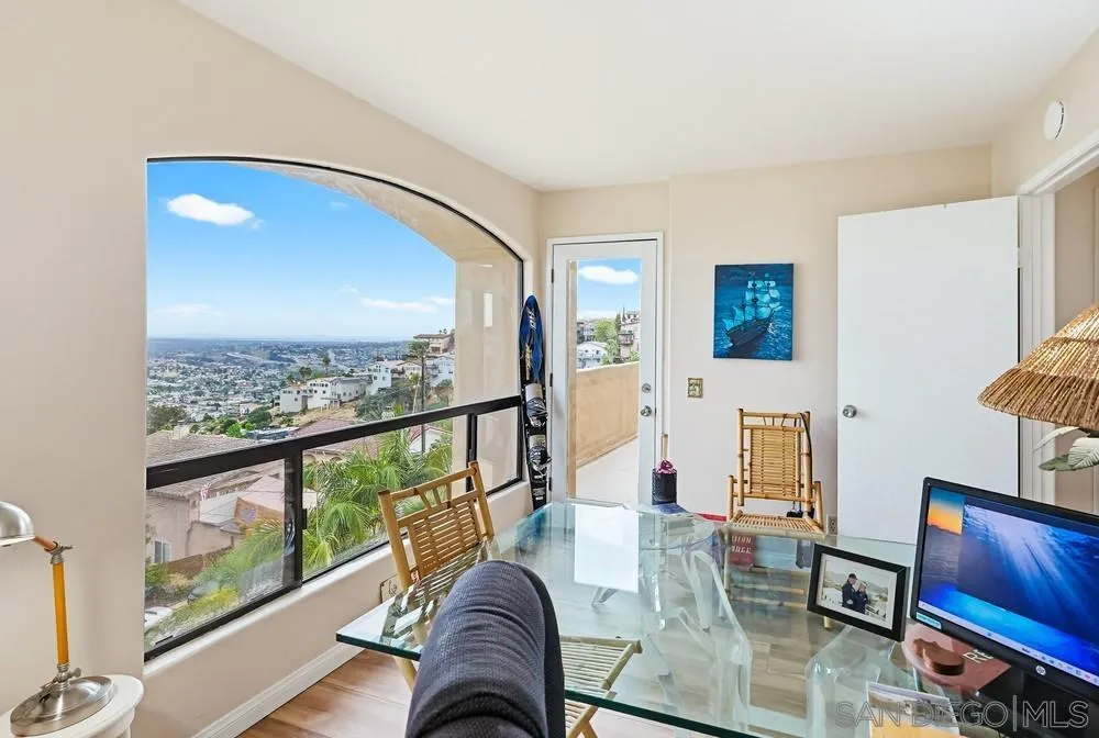 9634 Eucalyptus St Spring Valley, CA 91977