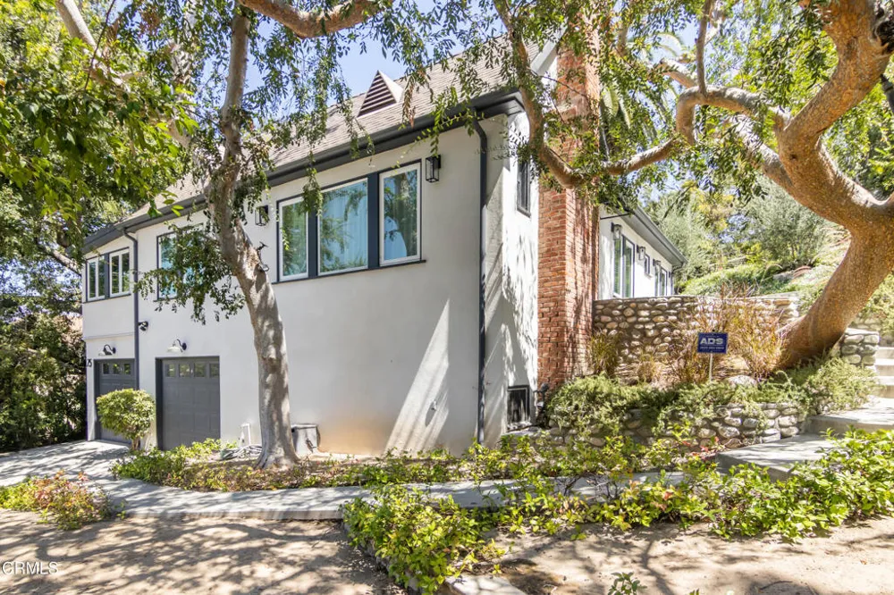 75 Grace Terrace Pasadena, CA 91105