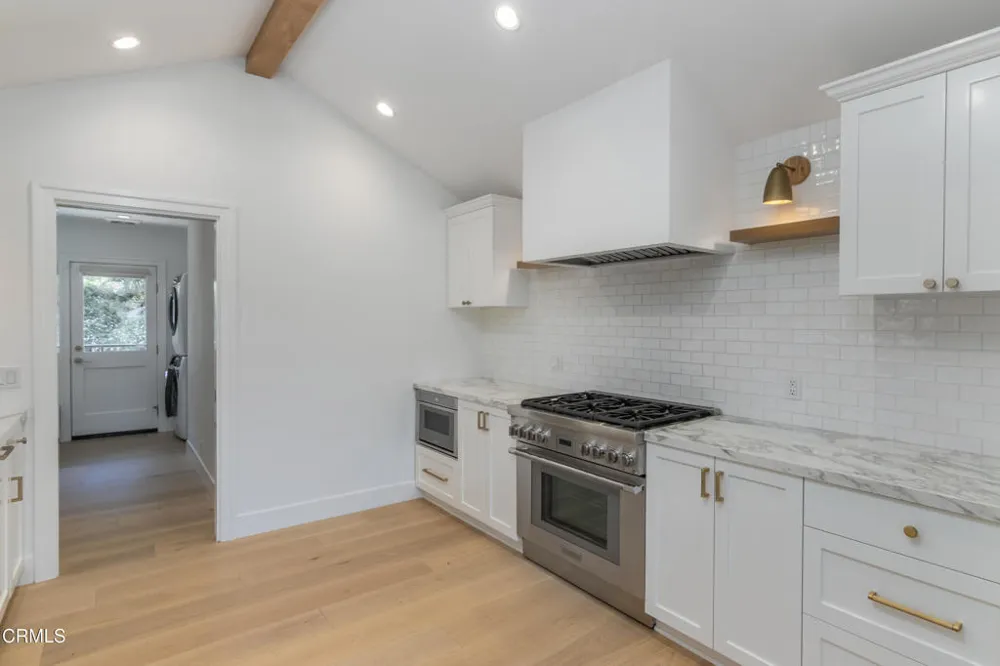 75 Grace Terrace Pasadena, CA 91105