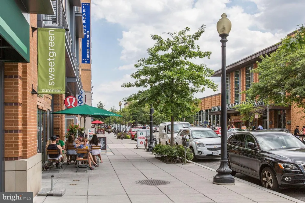 1531 KINGMAN PLACE NW Washington, DC 20005