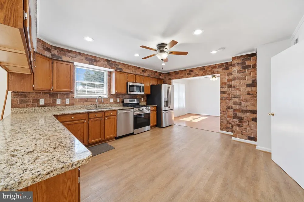 6305 JUANITA COURT Suitland, MD 20746