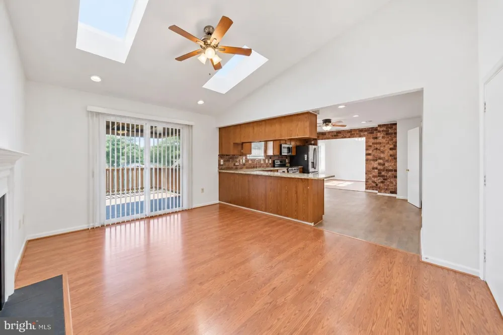 6305 JUANITA COURT Suitland, MD 20746