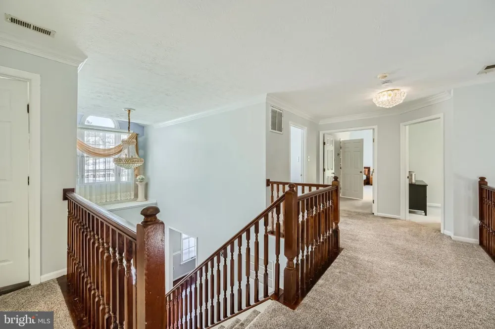 8 SAPPHIRE HILL COURT Baltimore, MD 21209