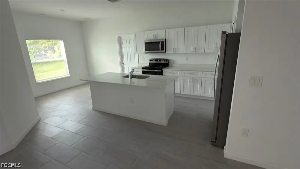 NE 4th Terrace Cape Coral, FL 33909