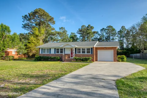 106 Pinecliff Drive