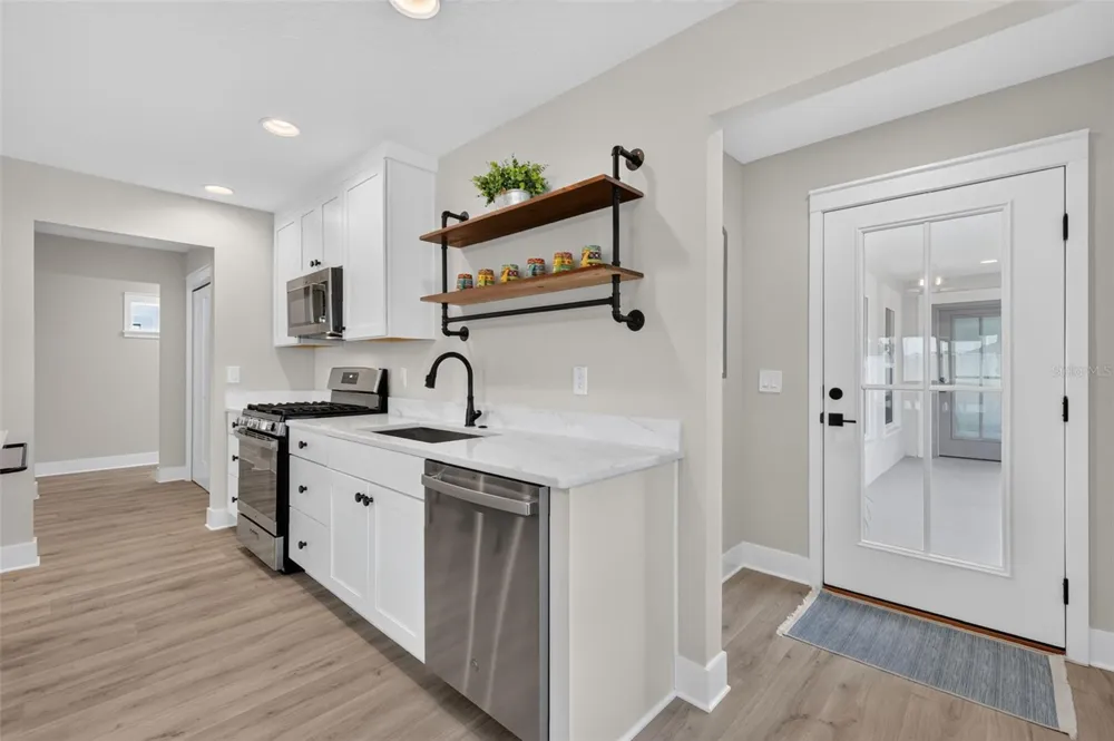 2005 SANTINO AVENUE The Villages, FL 34762