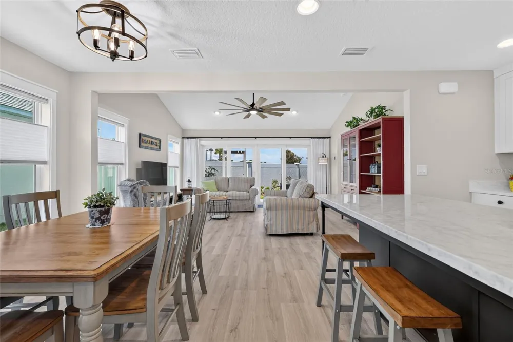 2005 SANTINO AVENUE The Villages, FL 34762