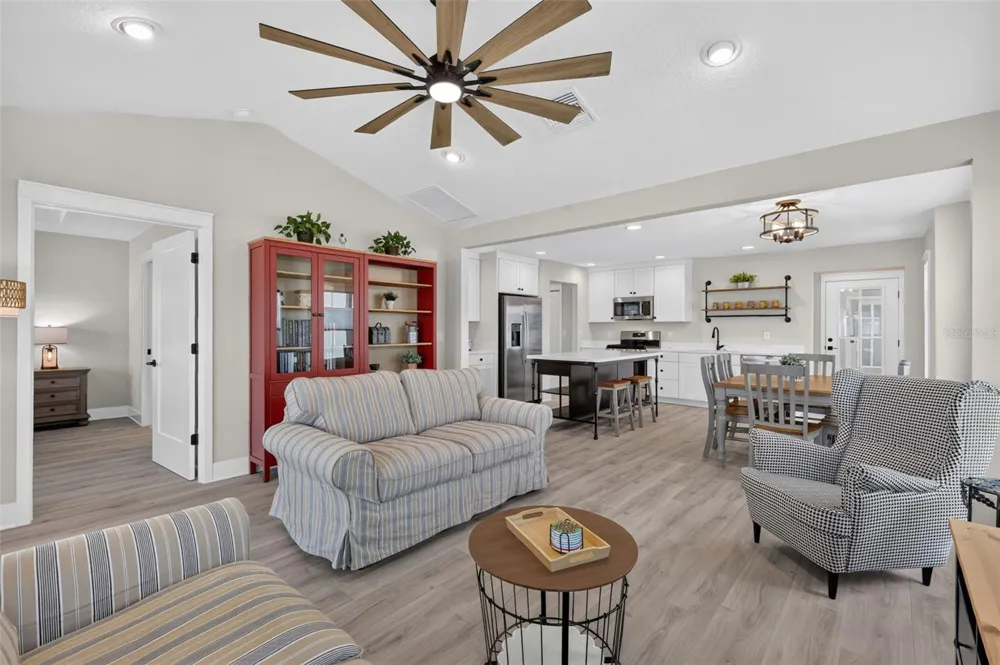 2005 SANTINO AVENUE The Villages, FL 34762