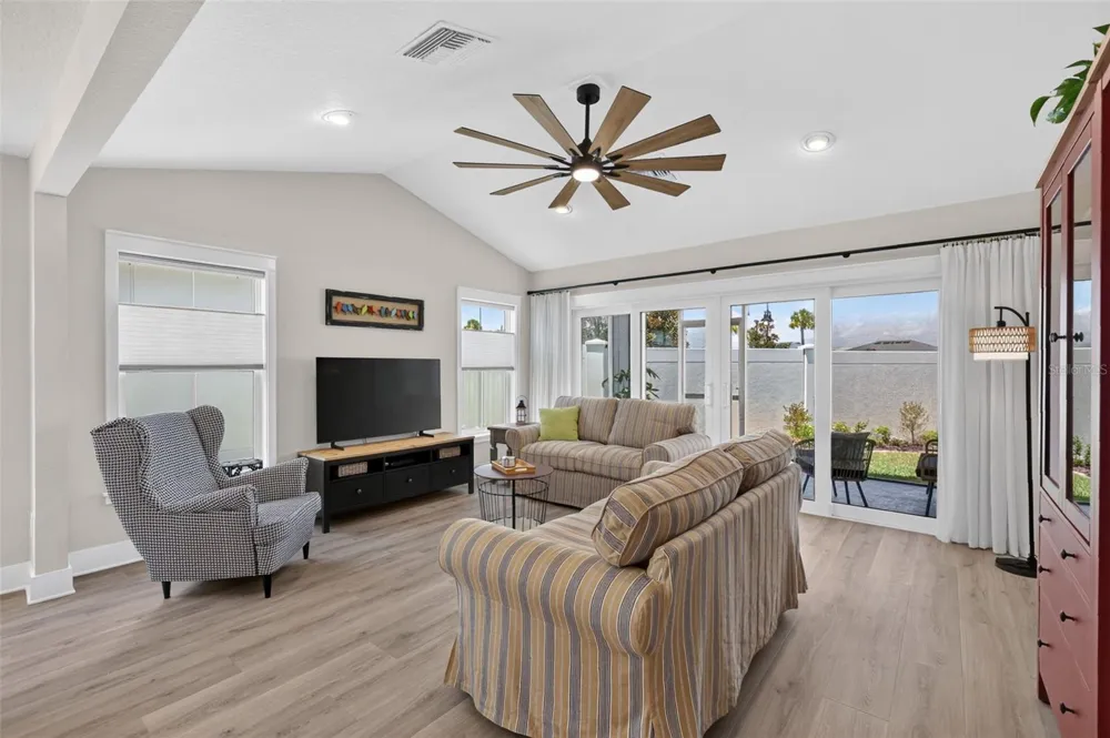 2005 SANTINO AVENUE The Villages, FL 34762