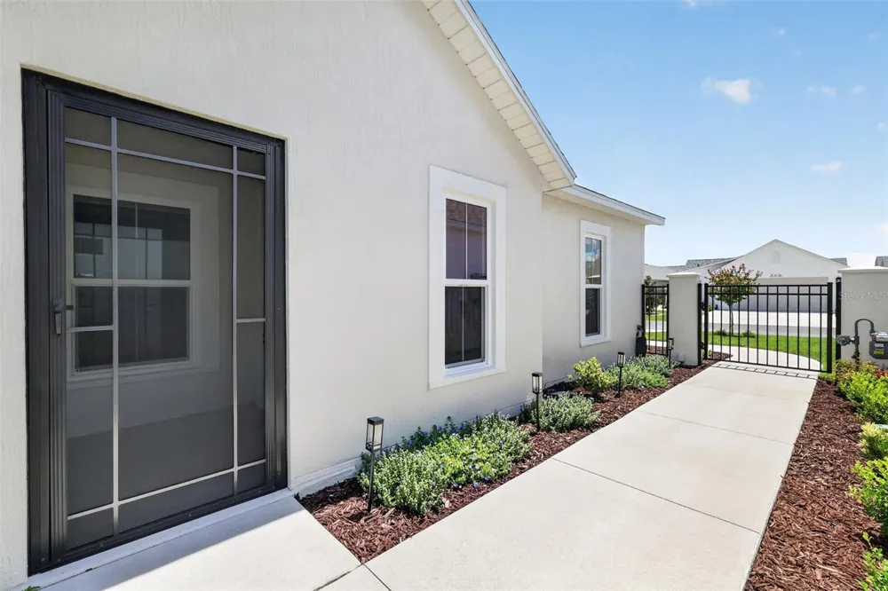 2005 SANTINO AVENUE The Villages, FL 34762