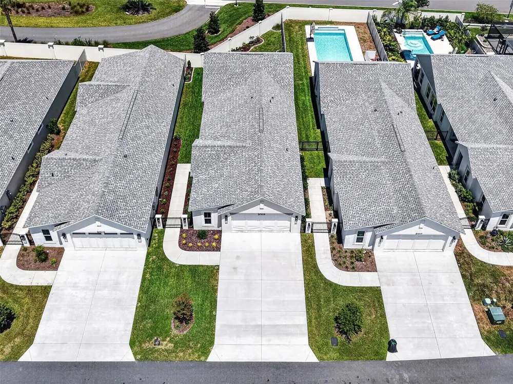 2005 SANTINO AVENUE The Villages, FL 34762