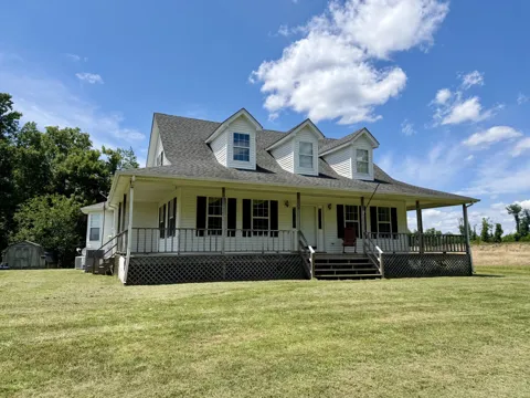 715 Clark Hollow Rd