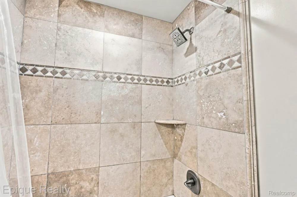 1420 Yosemite Boulevard Birmingham City, MI 48009