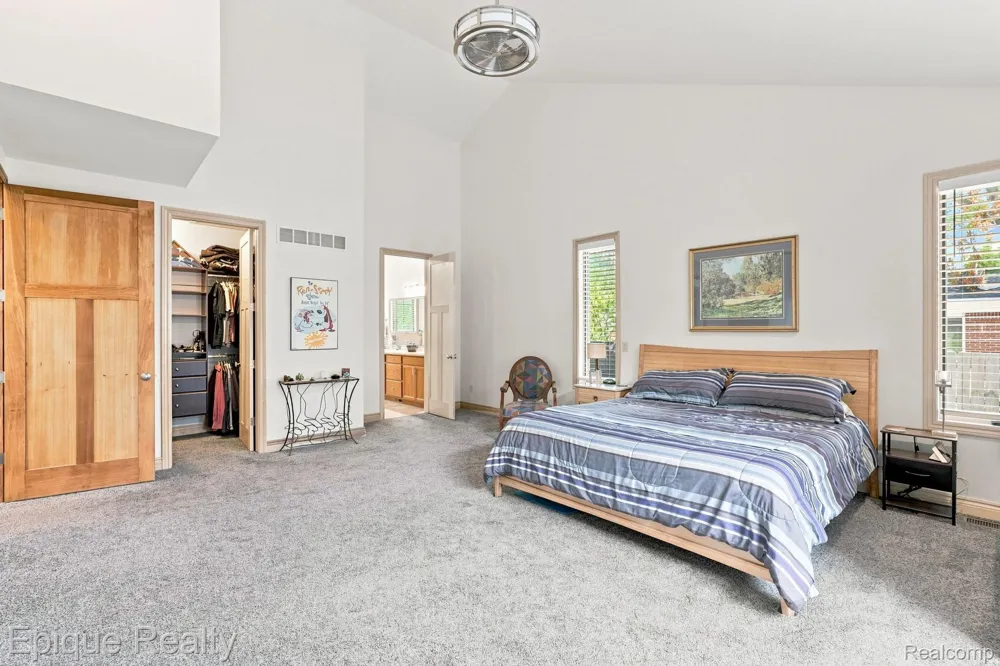1420 Yosemite Boulevard Birmingham City, MI 48009
