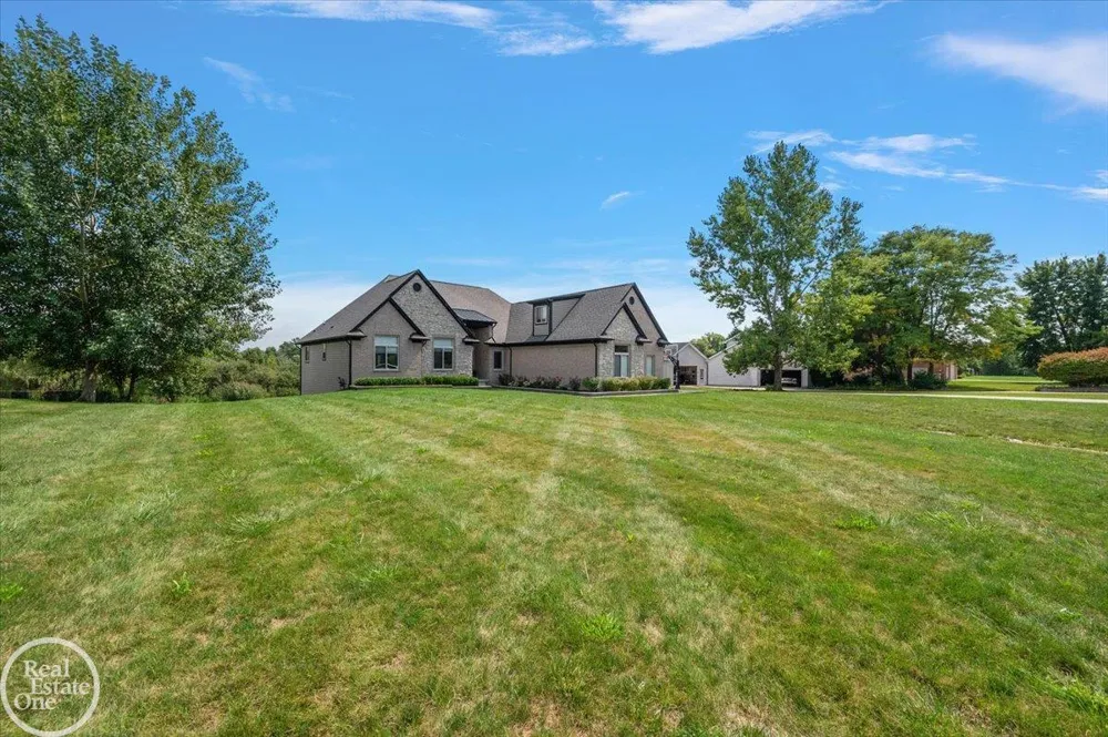 74714 Gould Road Bruce Township, MI 48065