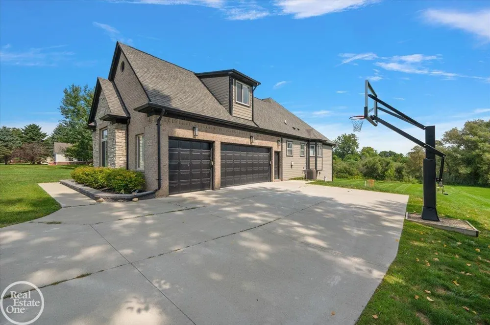 74714 Gould Road Bruce Township, MI 48065