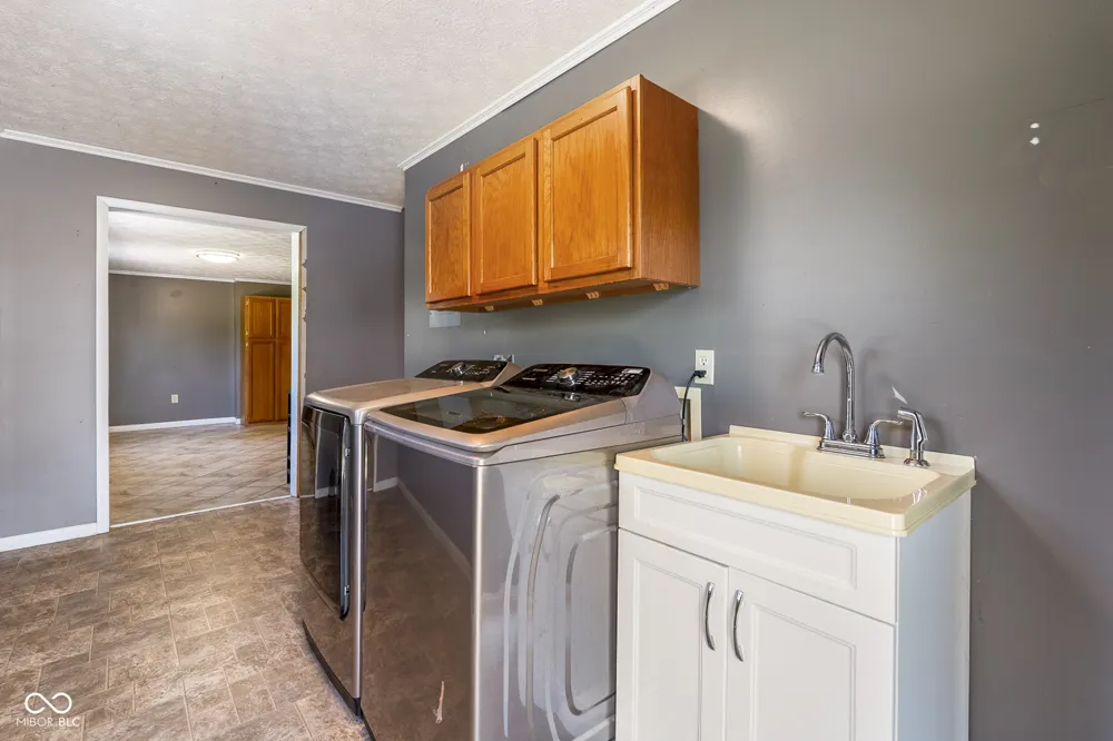 57 Herd Lane Bedford, IN 47421
