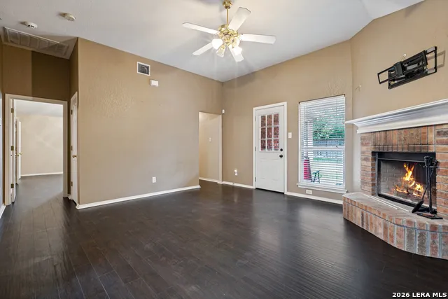 9651 EMERALD PL San Antonio, TX 78245