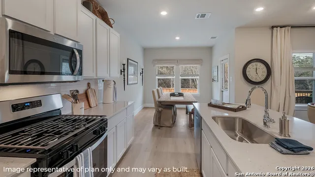 20821 Stonework Spur San Antonio, TX 78266