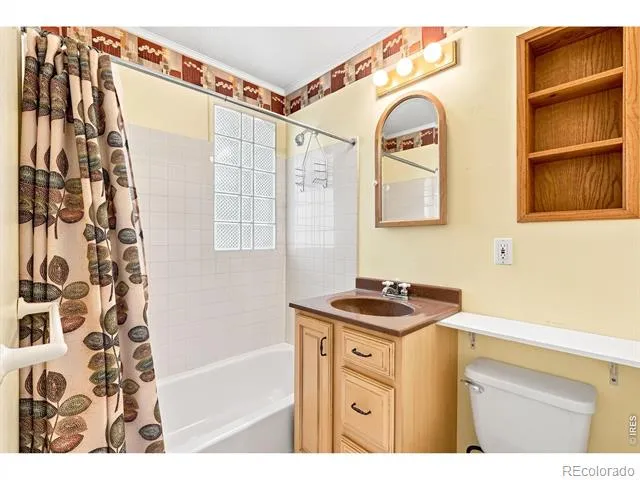 1513 9th Avenue Longmont, CO 80501