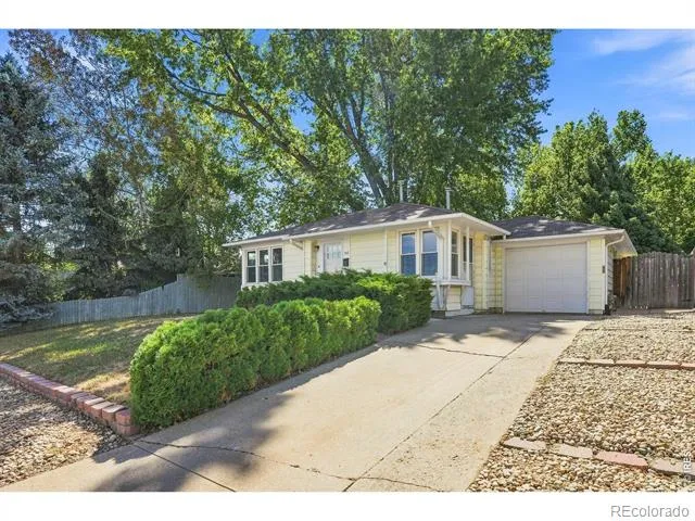 1513 9th Avenue Longmont, CO 80501