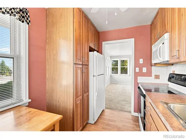 1513 9th Avenue Longmont, CO 80501