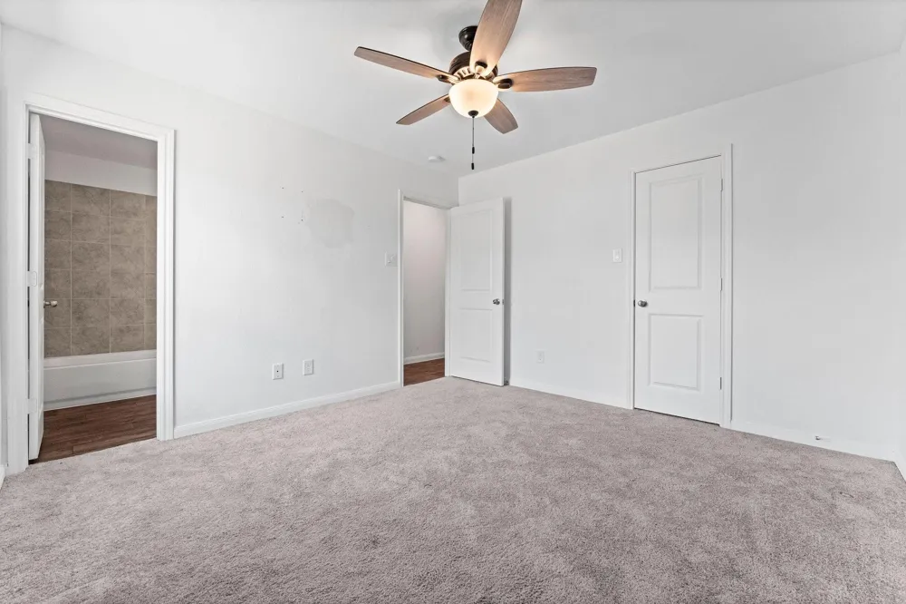 9915 Opal Stone Way Conroe, TX 77306