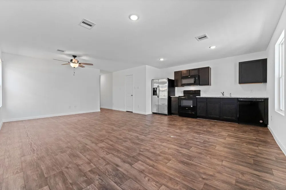 9915 Opal Stone Way Conroe, TX 77306
