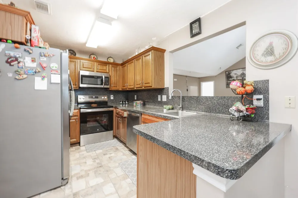 5233 Ridgecrest Drive La Porte, TX 77571