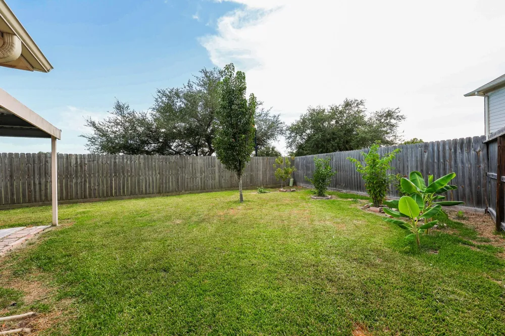 5233 Ridgecrest Drive La Porte, TX 77571